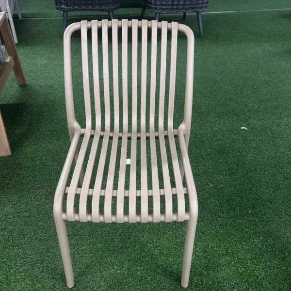 Elegant chair - Image 4